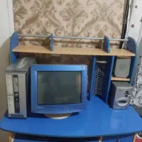 کامپیوتر سالم همراه با میز|رایانه رومیزی|شریفآباد, |دیوار