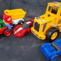 تعدادی اسباب بازی