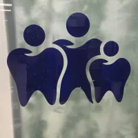 استخدام  خانم دستیار و پذیرش در کیلینیک دندانپزشکی