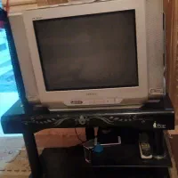 میز و تلوزیون