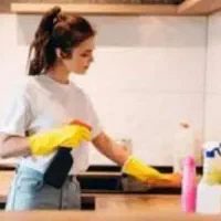 استخدام خانم جوان با حقوق ایده آل