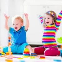 نگهداری از کودک در منزل خودم