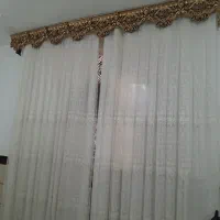 پرده تور وهمراه کتیبه