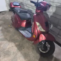 موتور برقی نیرو محرکه ۳۰۰