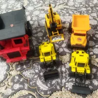 تعداد زیادی اسباب بازی