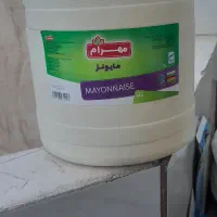 دبه ۱۰ کیلویی سس و خیار شور