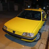 تاکسی دربستی با پژو۴۰۵