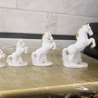 مجسمه های چینی استخوانی بیست تیکه|مجسمه، تندیس، ماکت|قم, منبع آب|دیوار