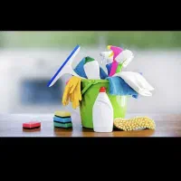 نظافت منازل و راه پله ها