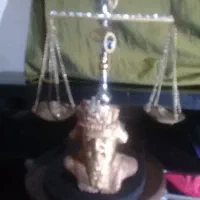 ترازوی قدیمی|کلکسیون اشیاء عتیقه|مهدی شهر, |دیوار