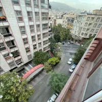 180-متر-تجاری