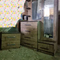 میز آرایش همراه با عسلی