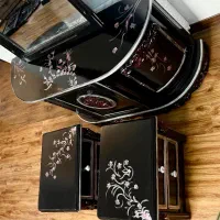 سرویس خواب ( نو) نقاشی کار دست مشکی زرشکی|تخت و سرویس خواب|تهران, زعفرانیه|دیوار