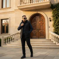 پافر مردانه کلاه دار مشکی