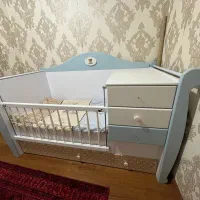 تخت و کمد اسباب بازی