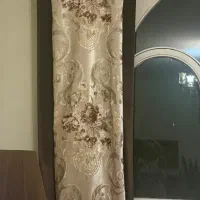 دو عدد کتیبه کنار سالنی