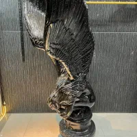 مجسمه فرشته غمگین