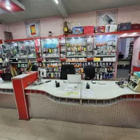 ویترین مغازه تخفیفم داده میشود|فروشگاه و مغازه|رفسنجان, |دیوار