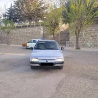 راننده بهمراه ماشین شخصی