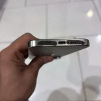 اپل iPhone 15 Pro Max با حافظهٔ ۲۵۶ گیگابایت