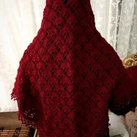 اشارپ دست بافت خودم رنگ زرشکی