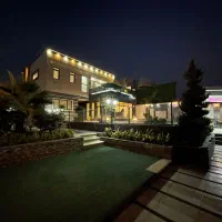 اجاره روزانه/ماهانه/سالانه/ویلاهای لوکس