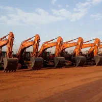 نیازمند راننده بیل مکانیکی