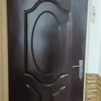 درب آپارتمان باقفل خارجی وکلیدودرب سرویس بهداشتی