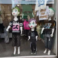 پوشاک بچه گانه