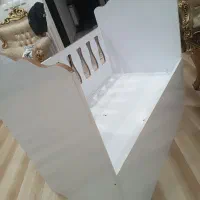 تخت و خواب کنار مادر کودک