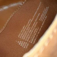 چکمه|کیف، کفش، کمربند|لنجان, |دیوار