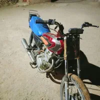 125سی سی|موتورسیکلت|کورین, |دیوار