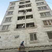 کار در ارتفاع بدون داربست پیچ رولپلاک  سیمان کاری