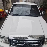 نیسان پادرا