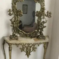 فروشنده وخریدار آیینه شمعدان