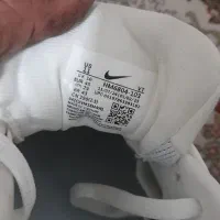 کتونی نایک وُمرو ۱۸ اورجینال اصلی|کیف، کفش، کمربند|تهران, امام زاده عبدالله|دیوار