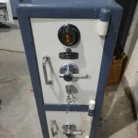 گاوصندوق ۱۰۰ خرم ۴۰ در ۴۰ / گاو صندوق اصل|ابزارآلات|تهران, خلیج فارس|دیوار