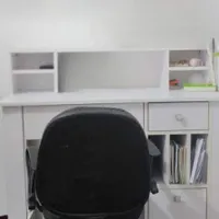 میز و کمد و تخت