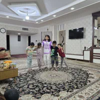 نیازمند خانم برای آموزش بچه ها و نظافت خانه