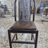 صندلی اهنی
