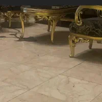 به یک سوپروایزر مسئولیت پذیر در یک هتل سه ستاره