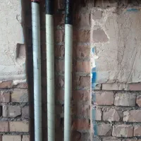 تخریب و برش دیوار برای تاسیسات برق.گاز.آب