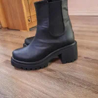 نیم بوت نو|کیف، کفش، کمربند|شاهرود, |دیوار