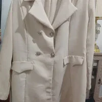 لباس زنانه|لباس|نیشابور, گنبد سبز|دیوار