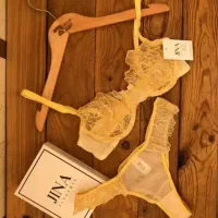 لباس زیر. زنانه