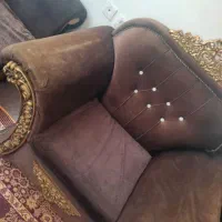 مبل هفت نفره  کار کرده  بفروش میرسه|مبلمان خانگی و میز عسلی|اصفهان, دستگرده|دیوار