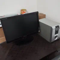 کامپیوتر رو میزی کاملا سالم با تمام وسایل