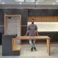 کابینت طوسی مات و طرح چوب سون اک جزیره