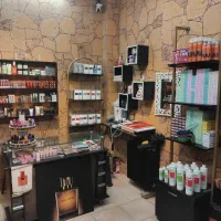 واگذاری مغازه با کلیه اجناس و دکور|اجارهٔ مغازه و غرفه|رودهن, |دیوار