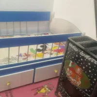 تخت کودک در حد نو|تخت و صندلی بچه|تربت جام, میان جام|دیوار